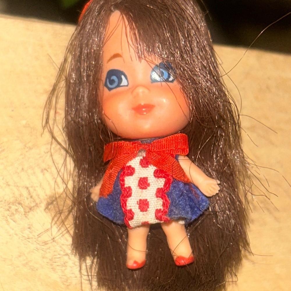 Vintage Mattel Liddle Kiddle Doll 1960’s #3538 LIZ LOCKET No Hair Ribbon